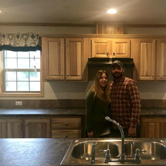 Meet your Posher, Amy - Picture 1 of 1